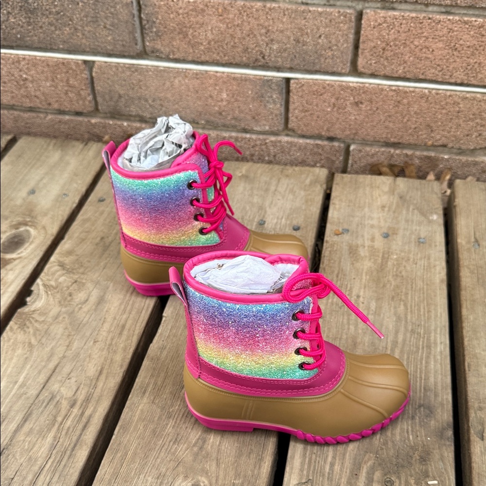 Fabkids Ombre Glitter Lace up Duck Boot in Hot Pink Size 10 NWT - Picture 4 of 7